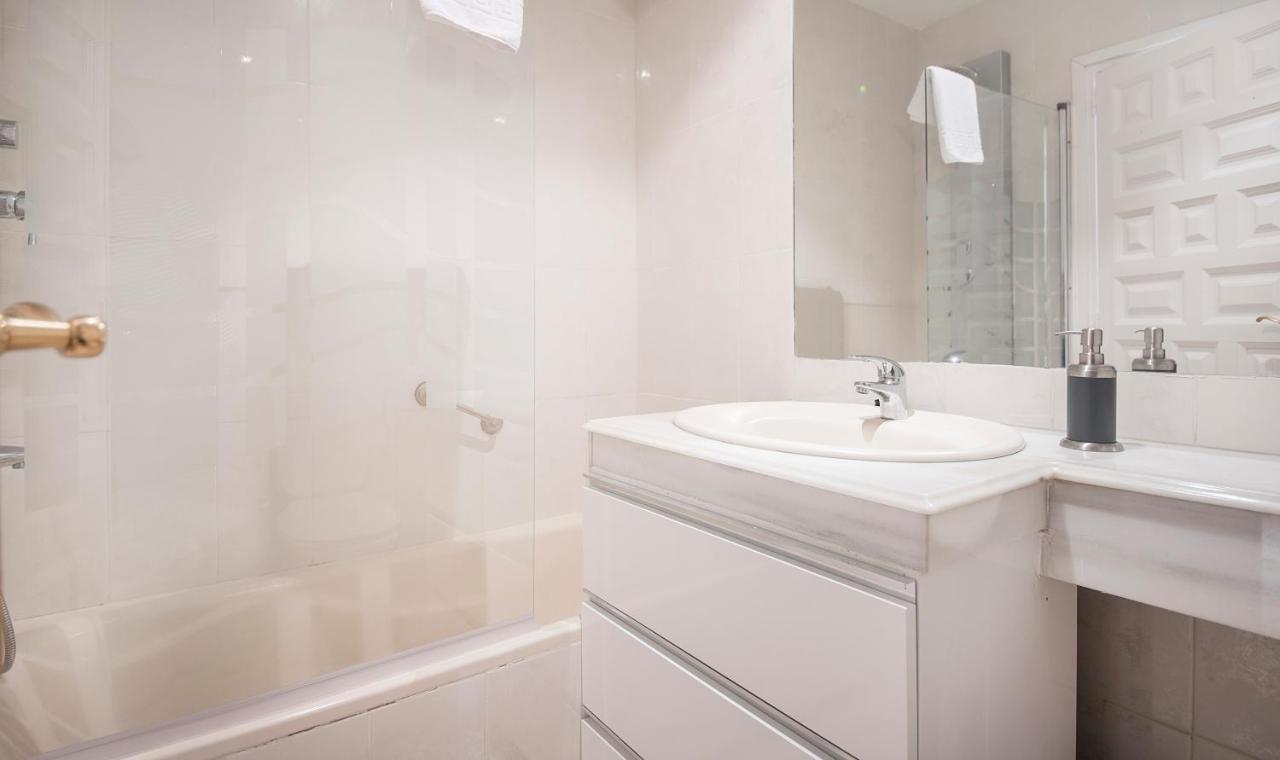 Tarracohomes-Apartamento En Salou Con Vistas Al Mar Y Ac Exteriör bild