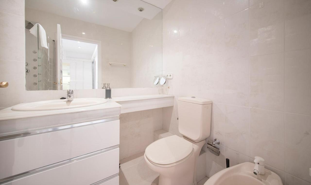 Tarracohomes-Apartamento En Salou Con Vistas Al Mar Y Ac Exteriör bild